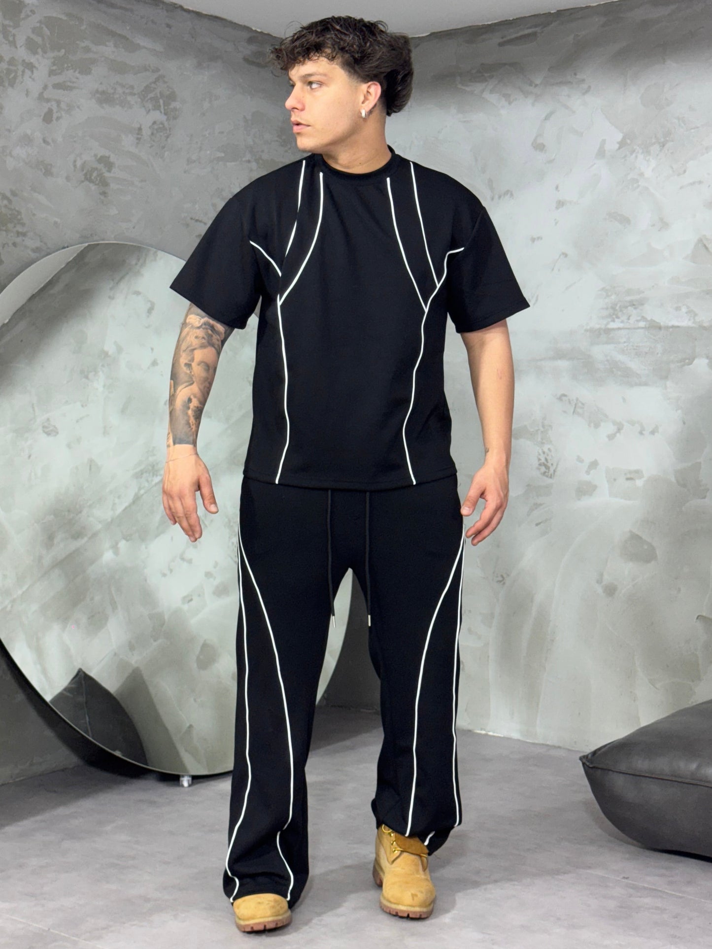 COORDSET TUTA LINES BLACK