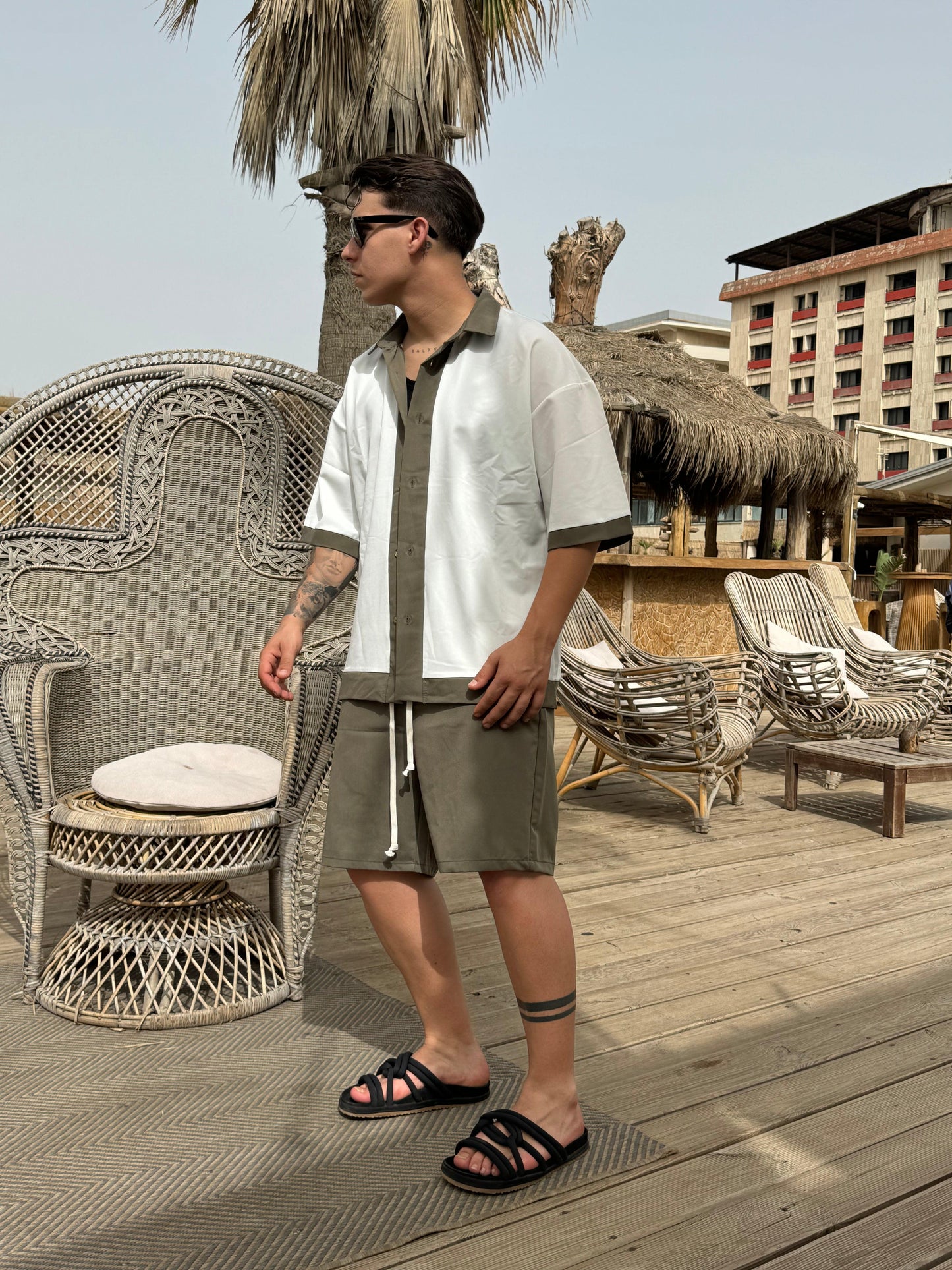 COORDINATED VENICE B/MILITARY