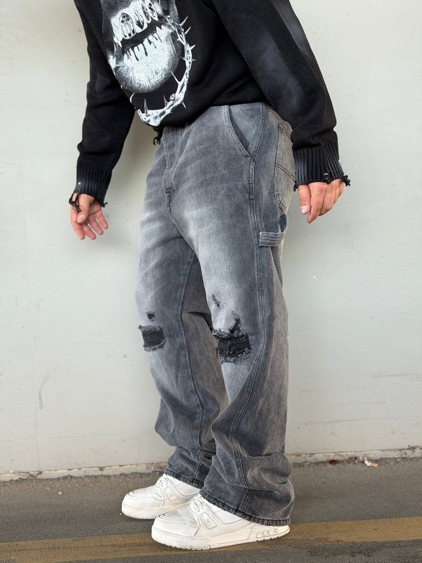 BAGGY GREY