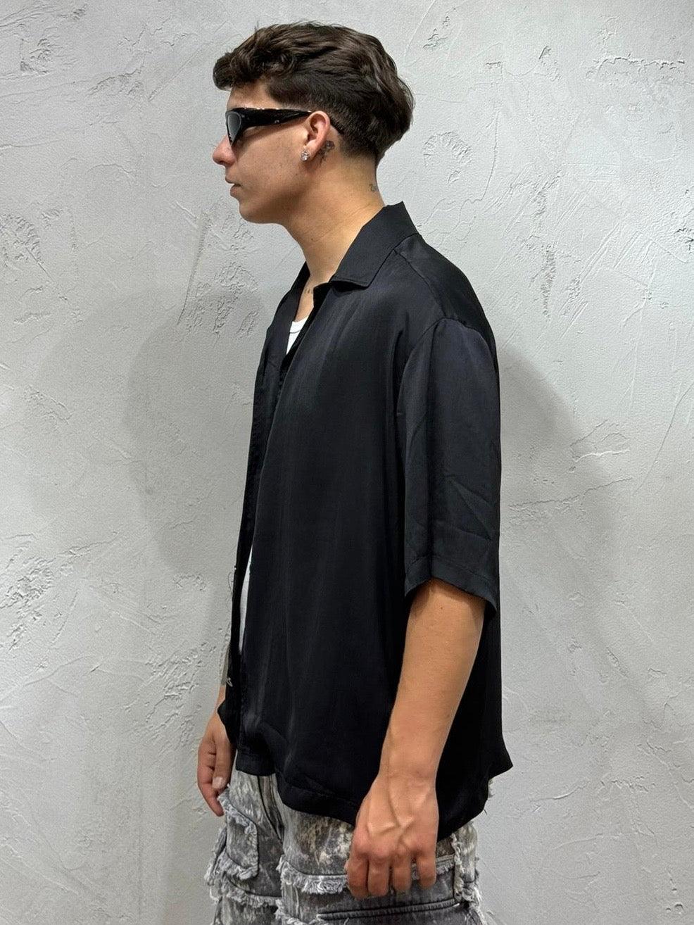 BASIC CROP FIT SHIRT BY HYDO BLACK