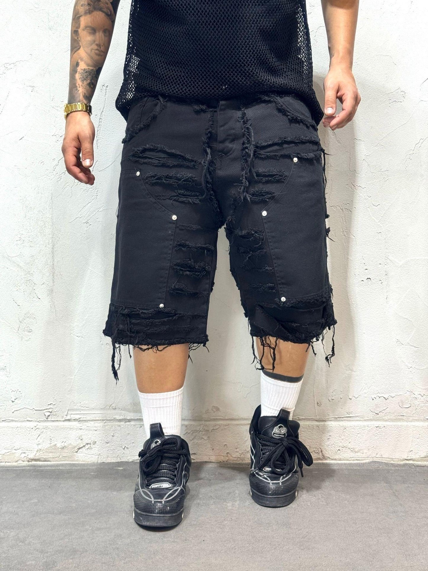 SHORT CARPENTER RIPPED BLACK