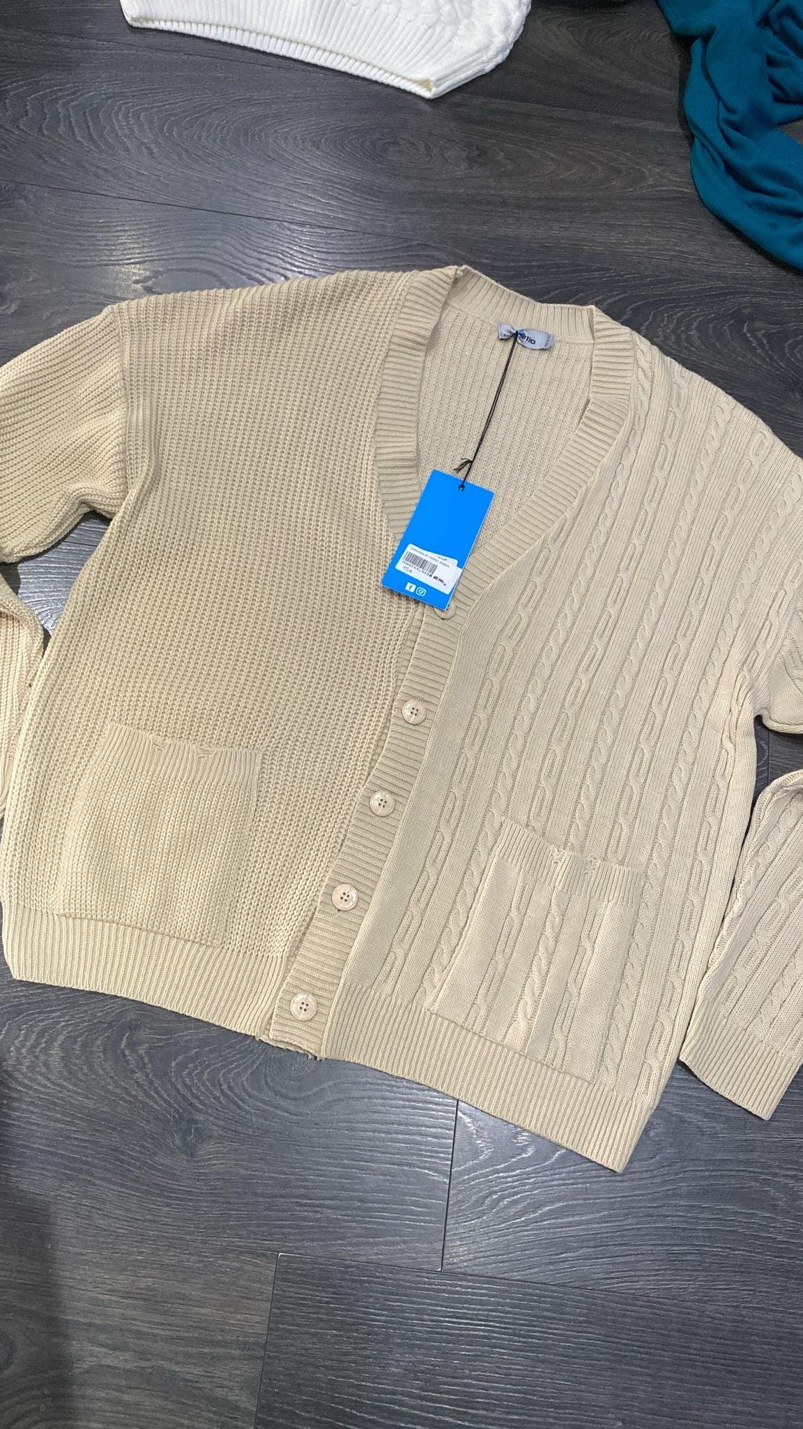 DOUBLE POCKET CARDIGAN IN CREAM