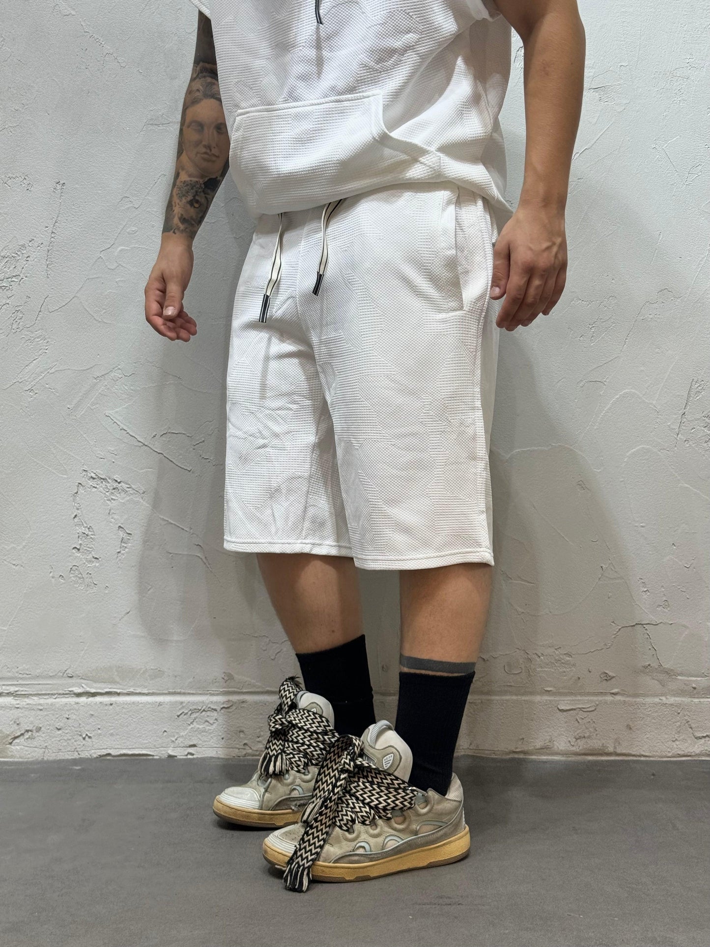 IPSOS WHITE COORDINATED