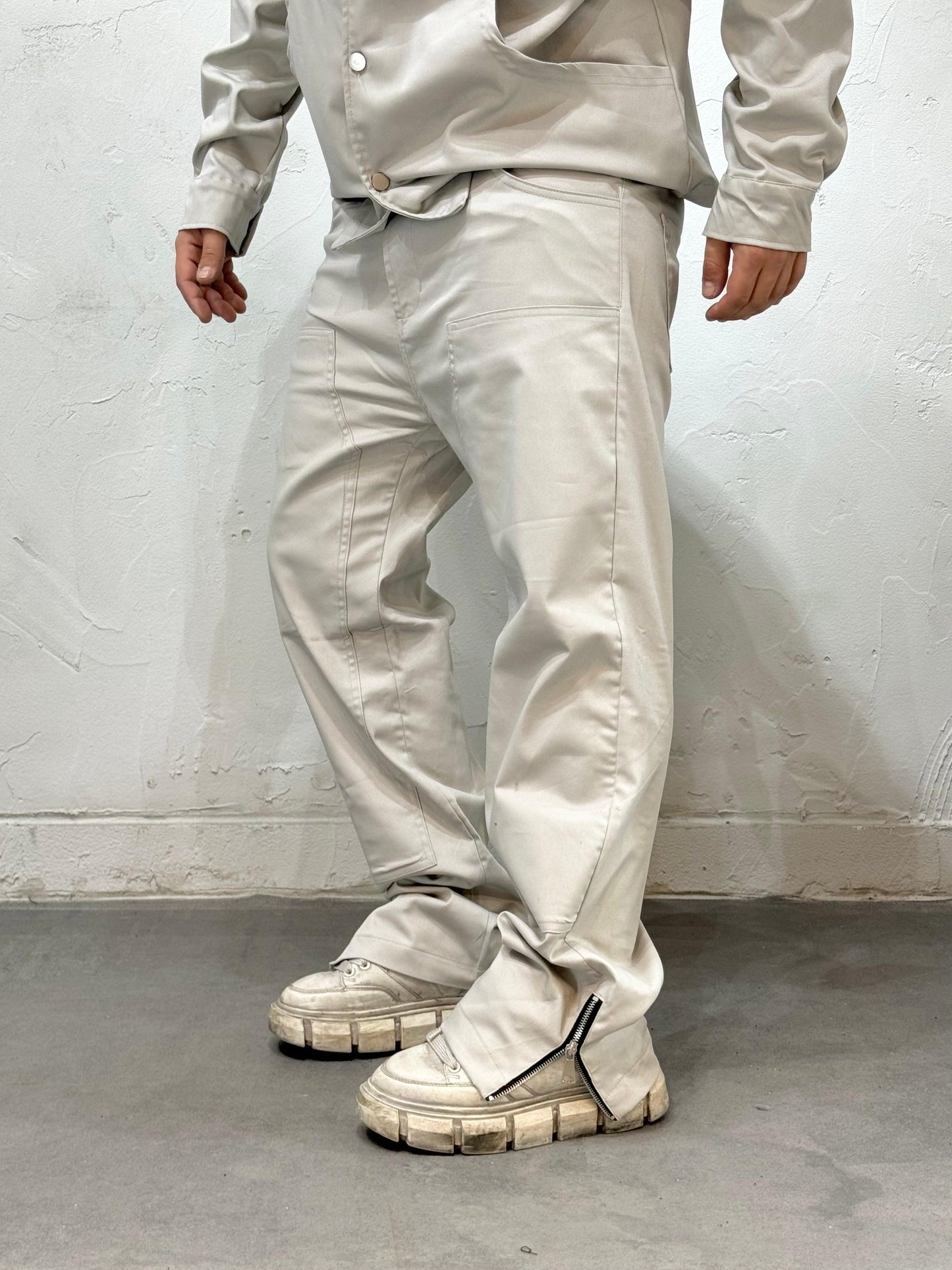 COORDINATED CARPENTER BOTTON BY DO NOT AGREE SAND