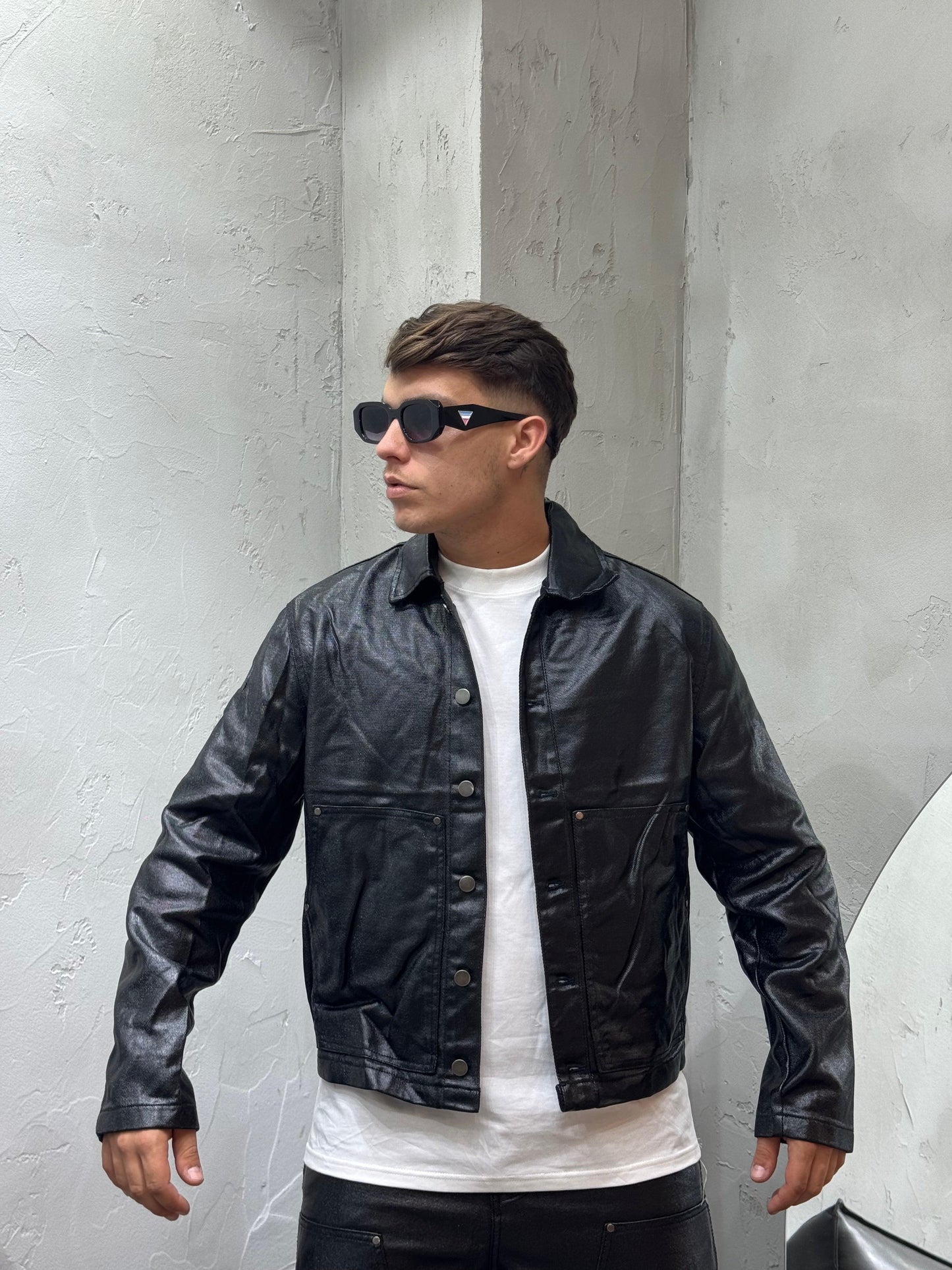 SHINY BLACK COORDINATE
