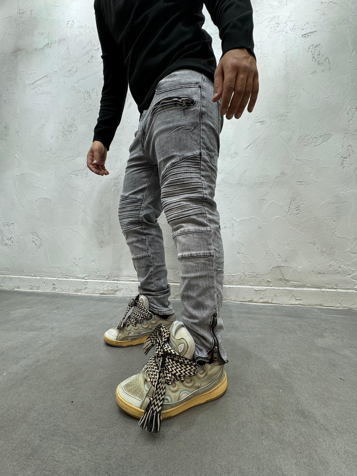 SKINNY FIT BALMA** GREY