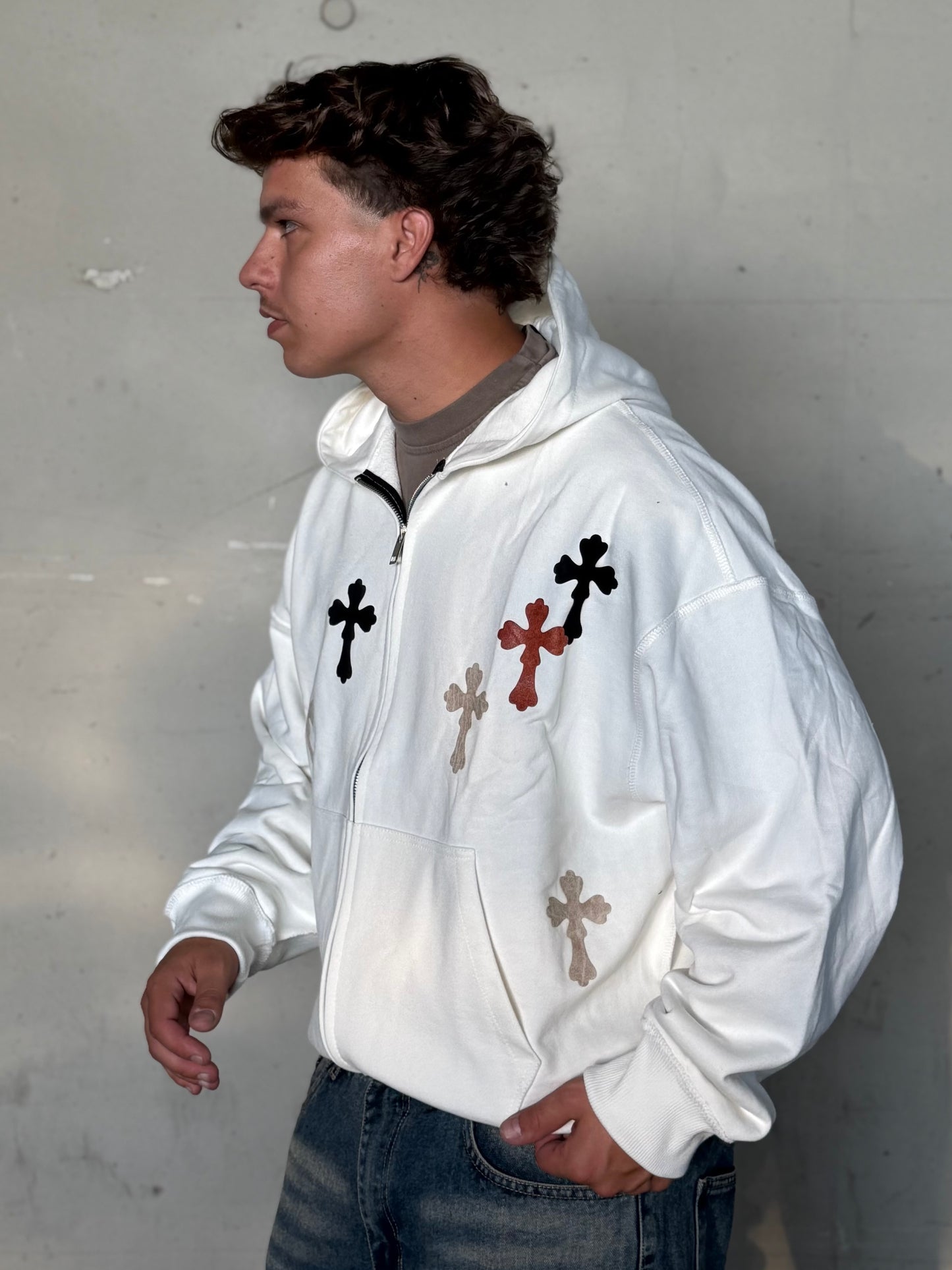 HOODIE CROSSES WHITE