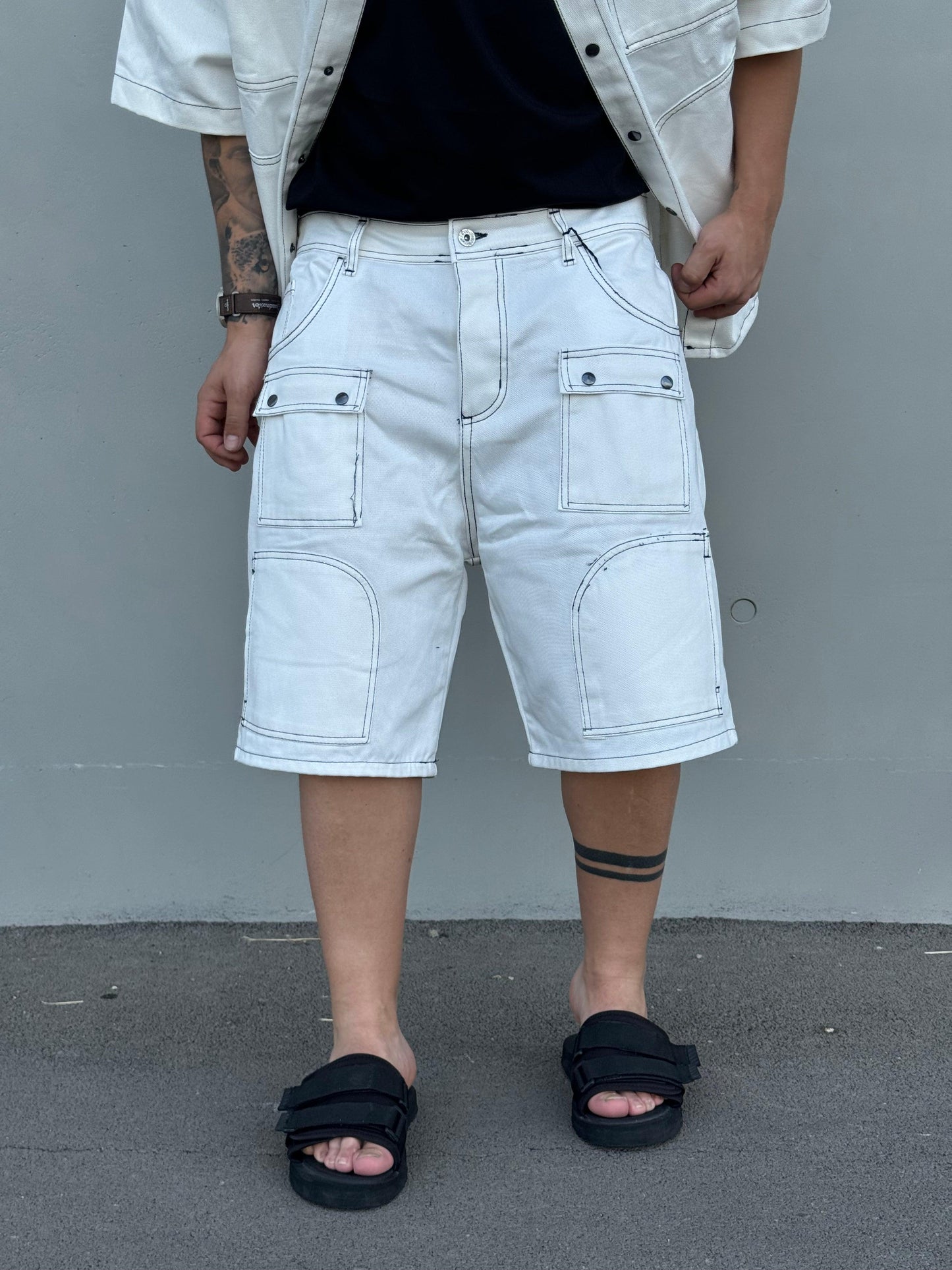 COORDINATED CREED WHITE