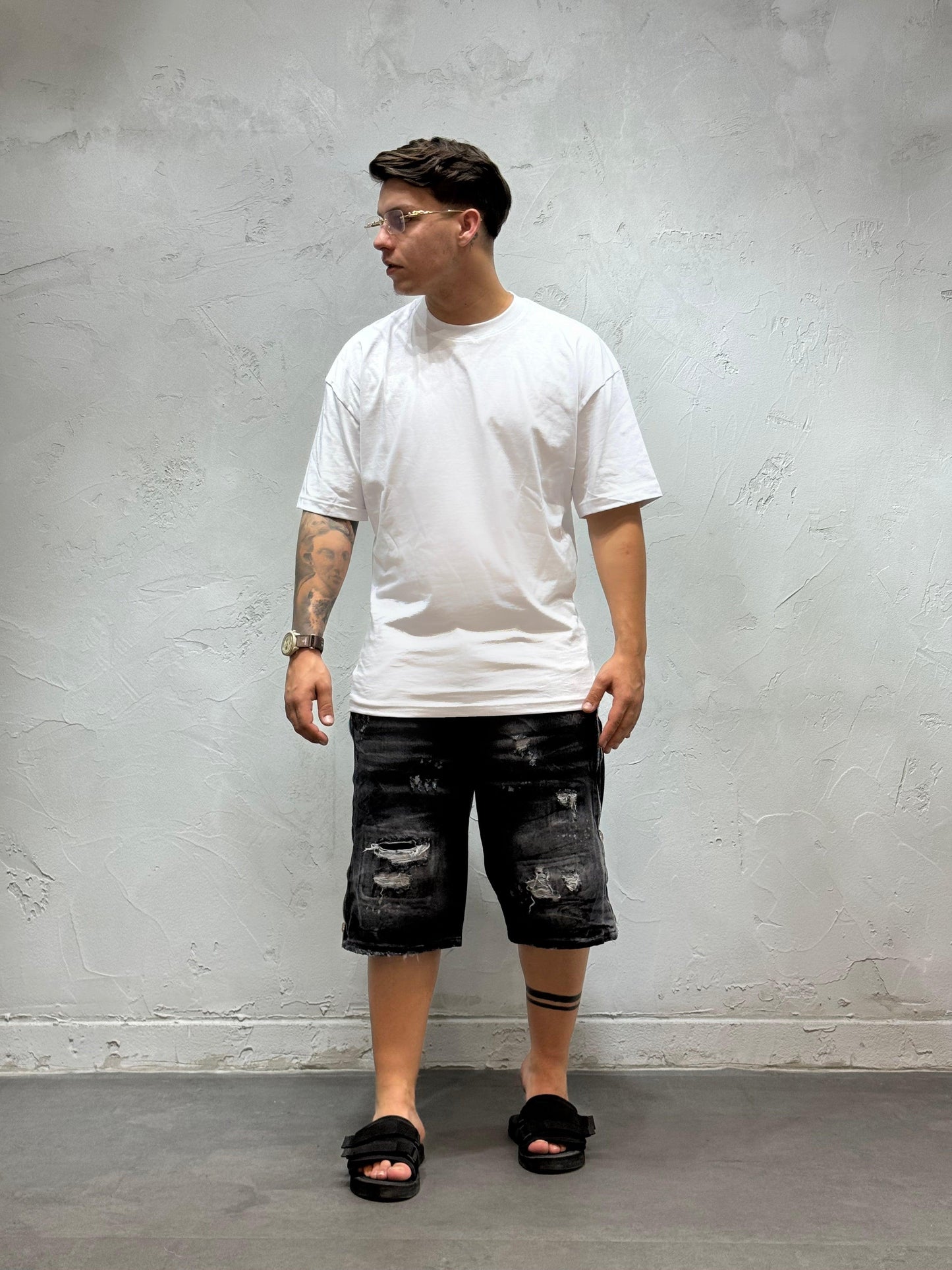 SIMPLICITY WHITE T-SHIRT