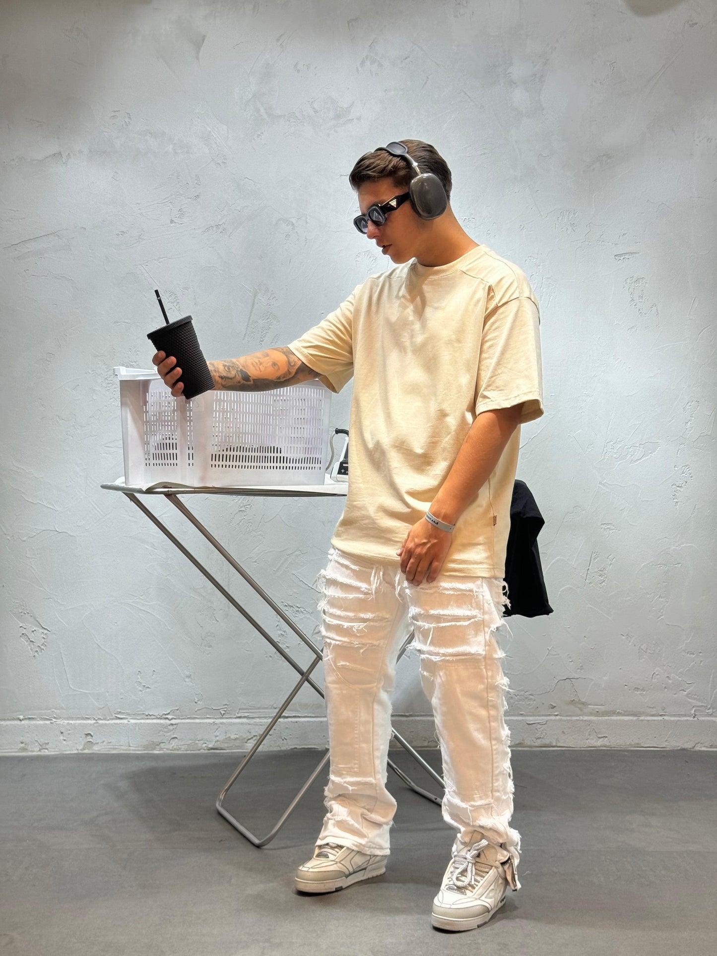 BAGGY FIT CARPENTER RIPPED WHITE