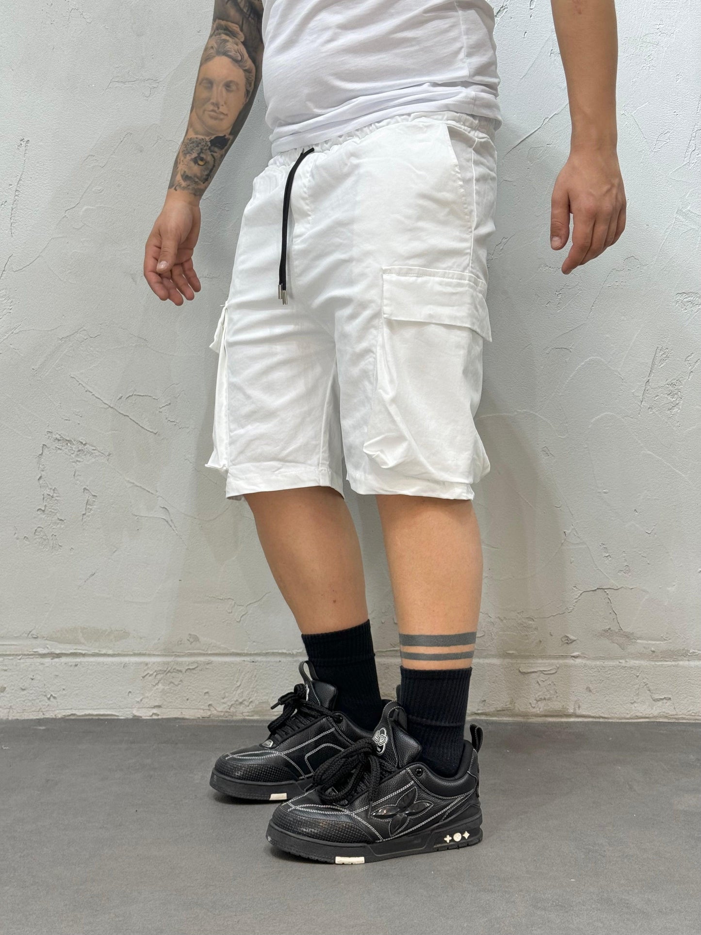 SPIRITUAL MULTIPOCKET WHITE CNTC COORDINATED