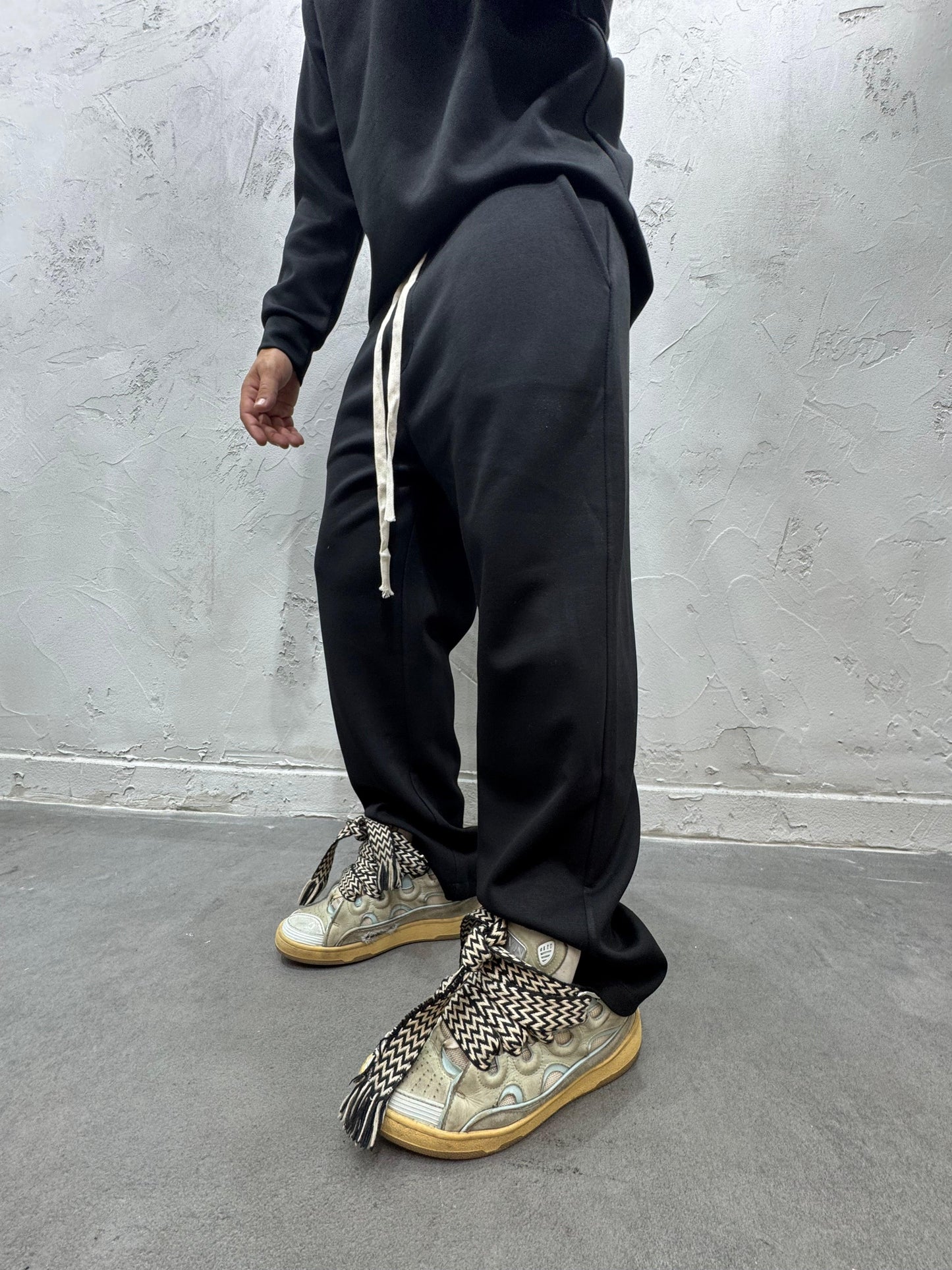 TAKE 5 BLACK COORDINATE