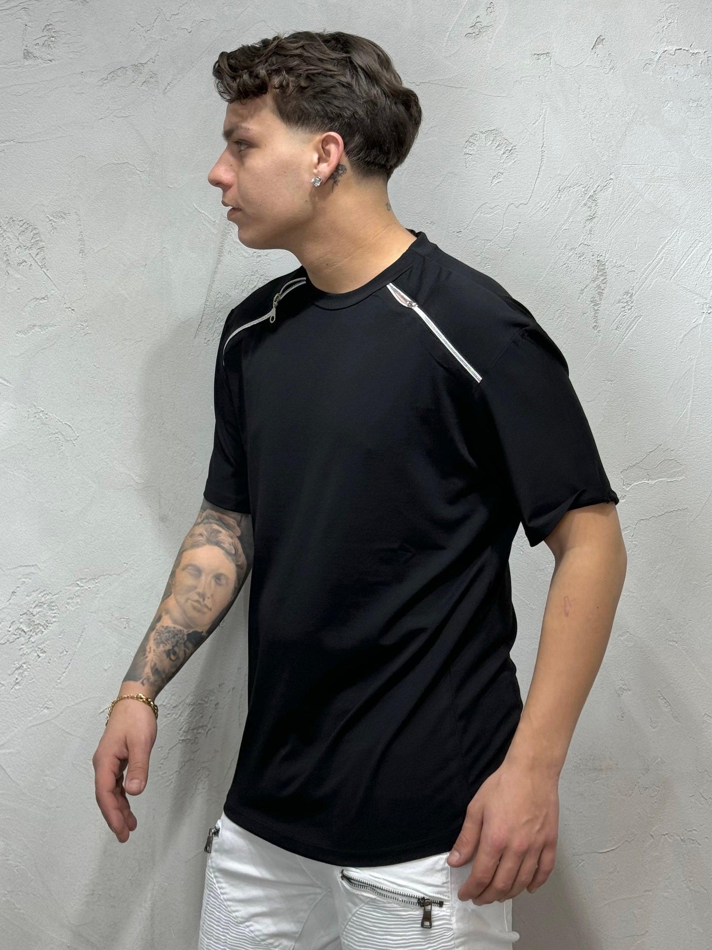 T-SHIRT DOUBLE ZIP ON SHOULDERS BLACK