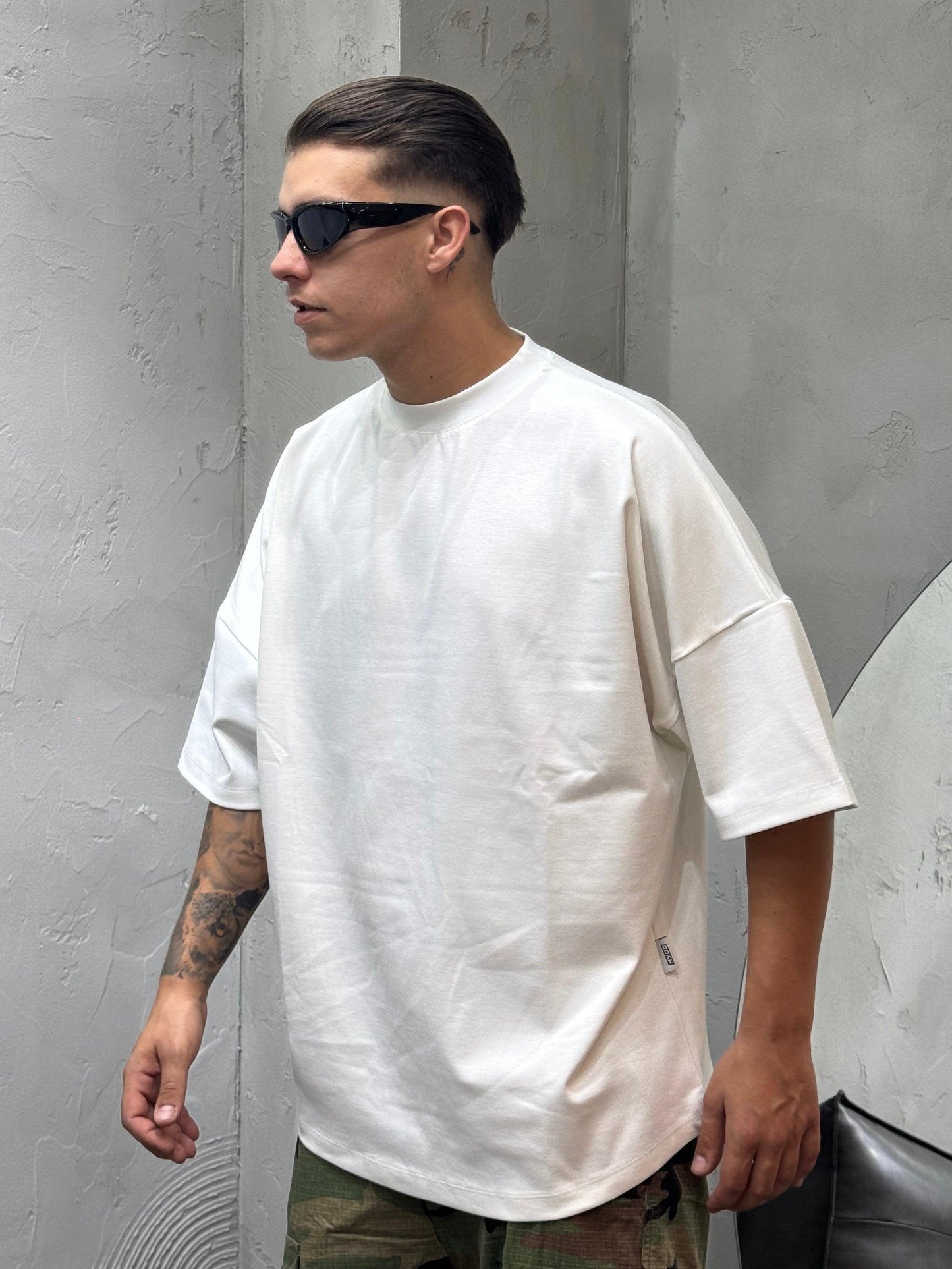T-SHIRT HYDO WHITE