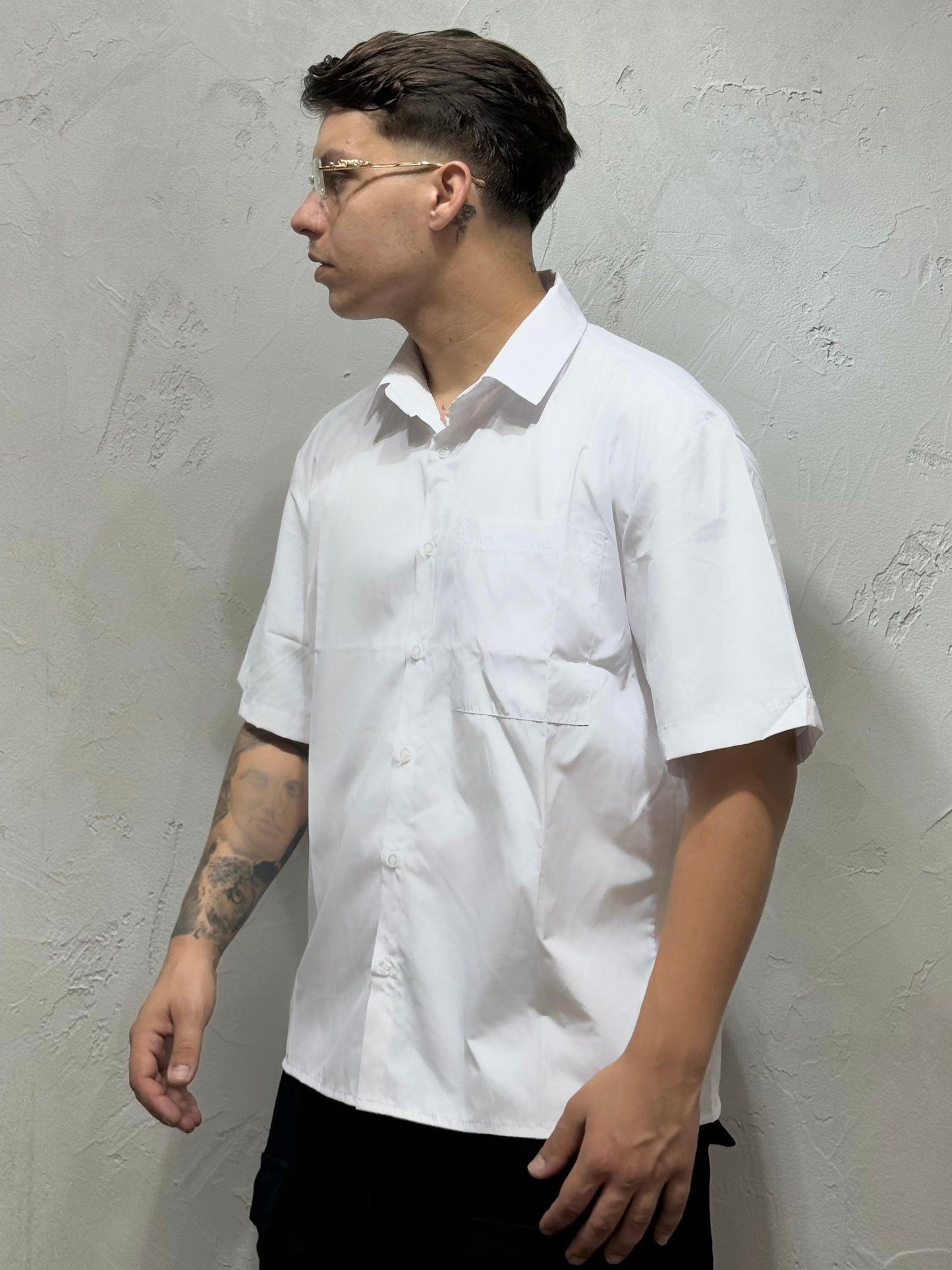 BASIC CROP FIT WHITE SHIRT