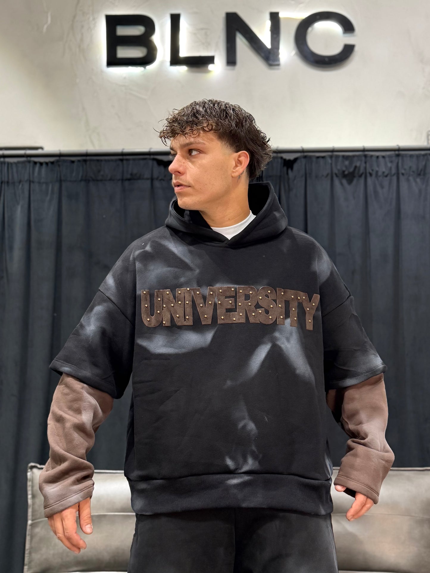TRACKSUIT UNIVERSITY BLACK
