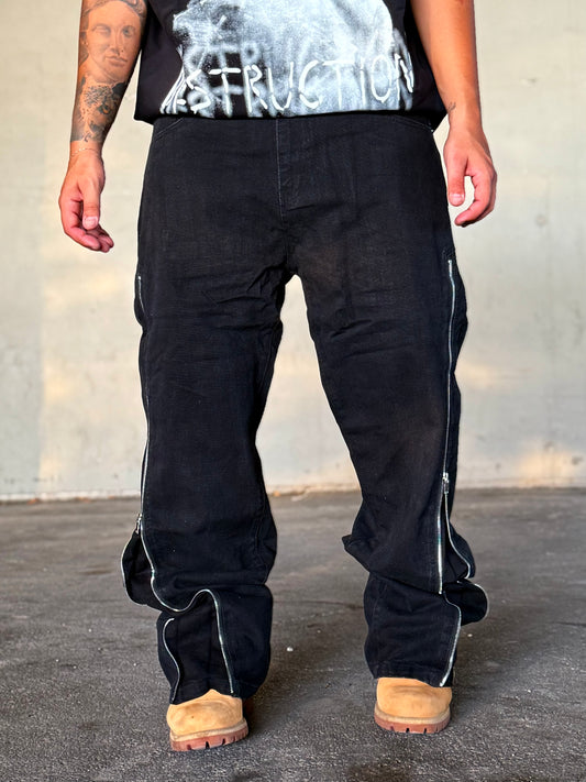 BAGGY FLARED BLACK
