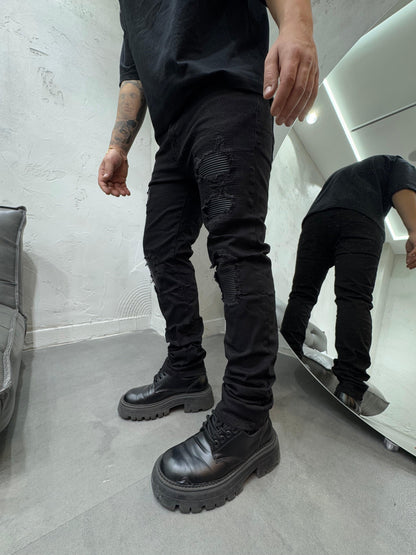 SKINNY FIT EMBROIDERY