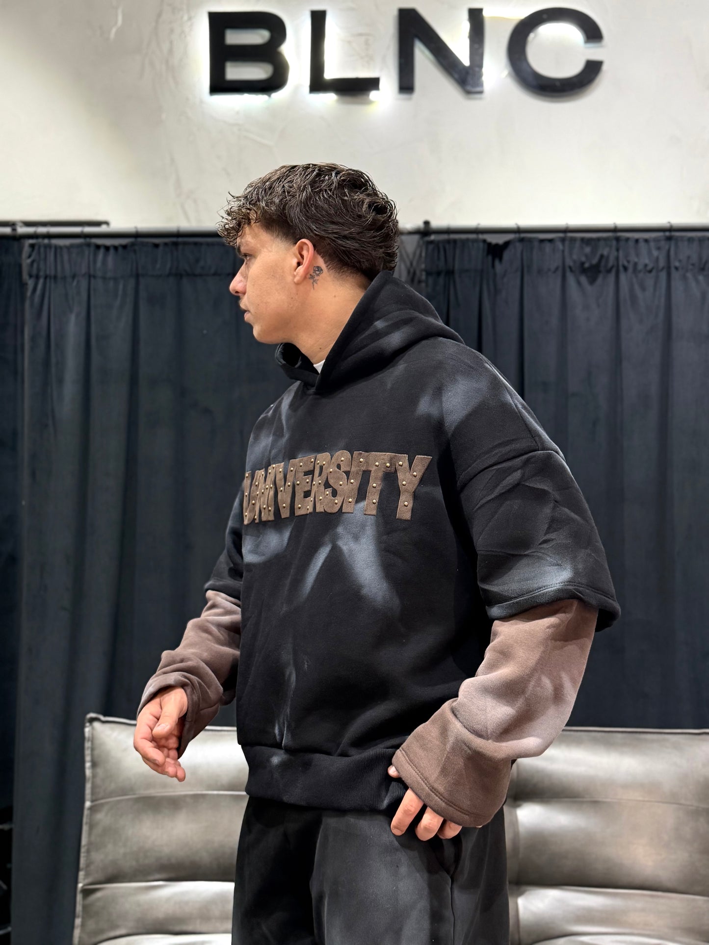 TRACKSUIT UNIVERSITY BLACK