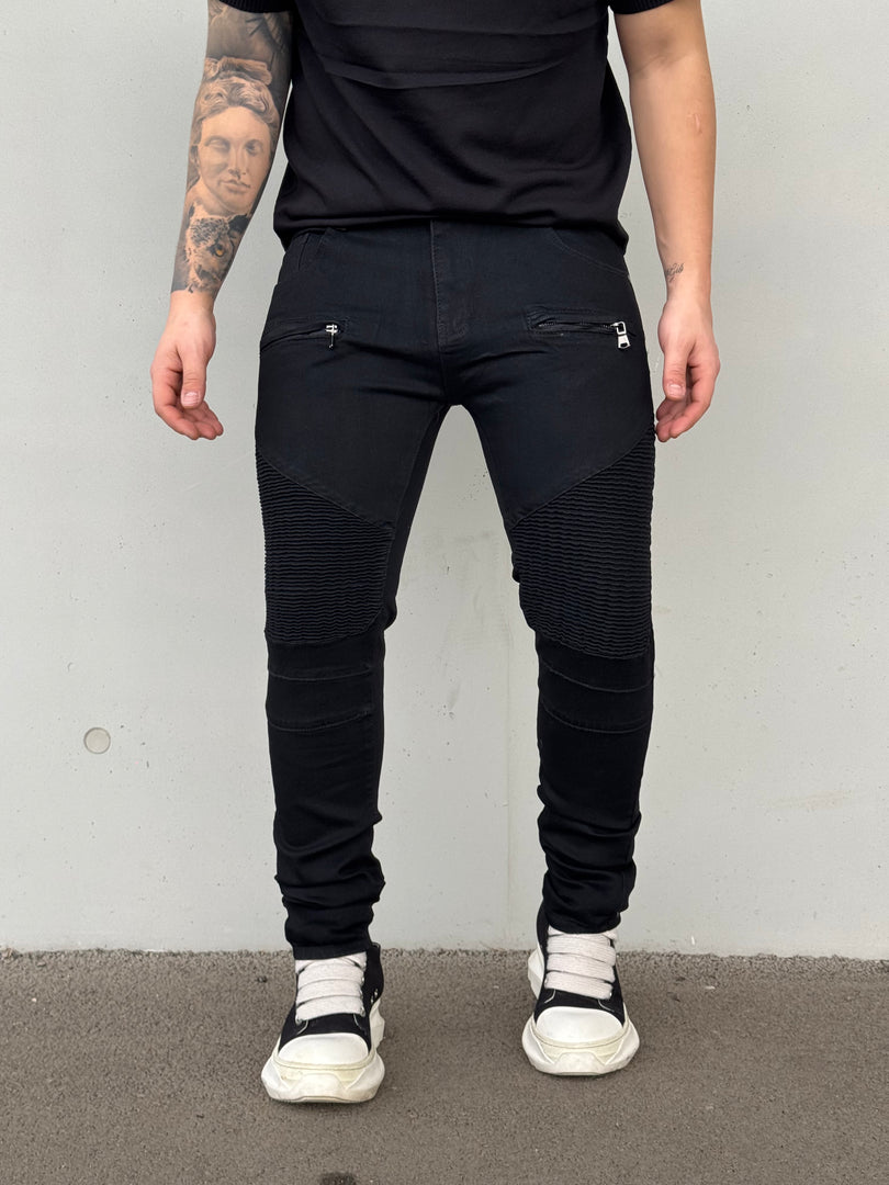 SKINNY FIT BALMAI* BLACK