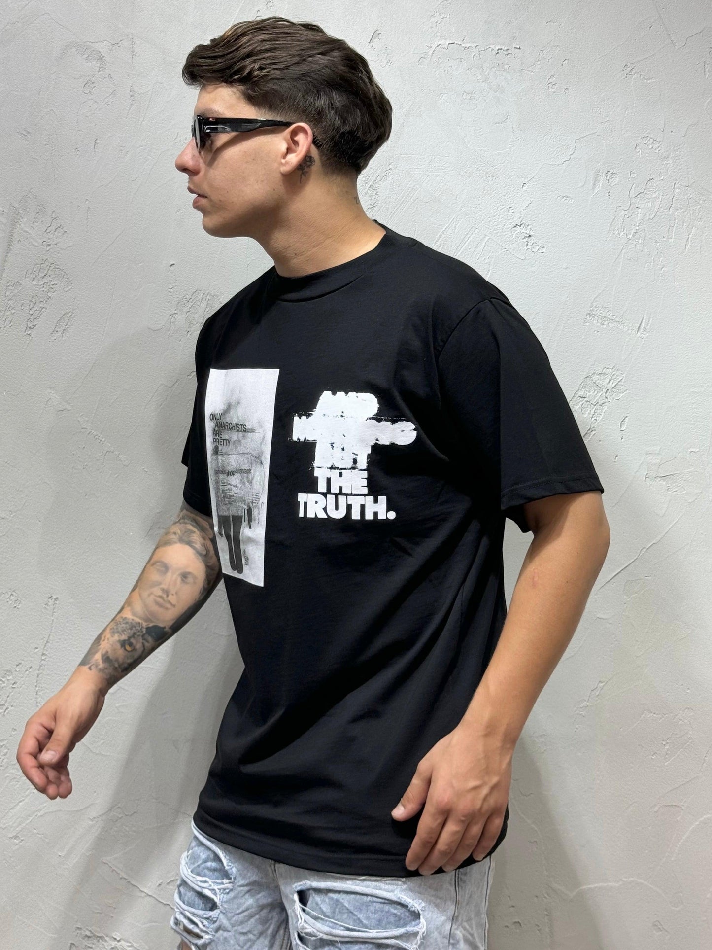 T-SHIRT THE TRUTH BLACK