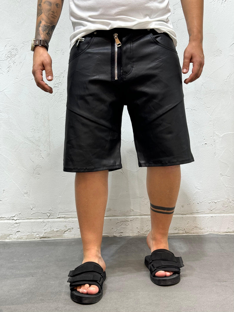 SHORT ZIPPED SPALMATO BLACK