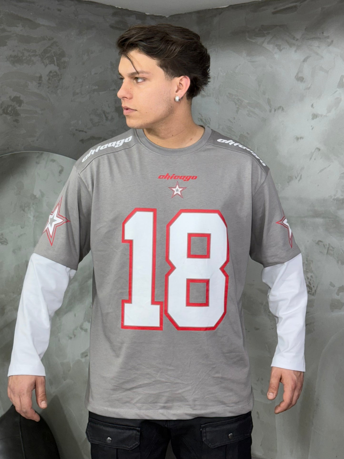 CHICAGO 18 GRAY LONGSLEEVE T-SHIRT