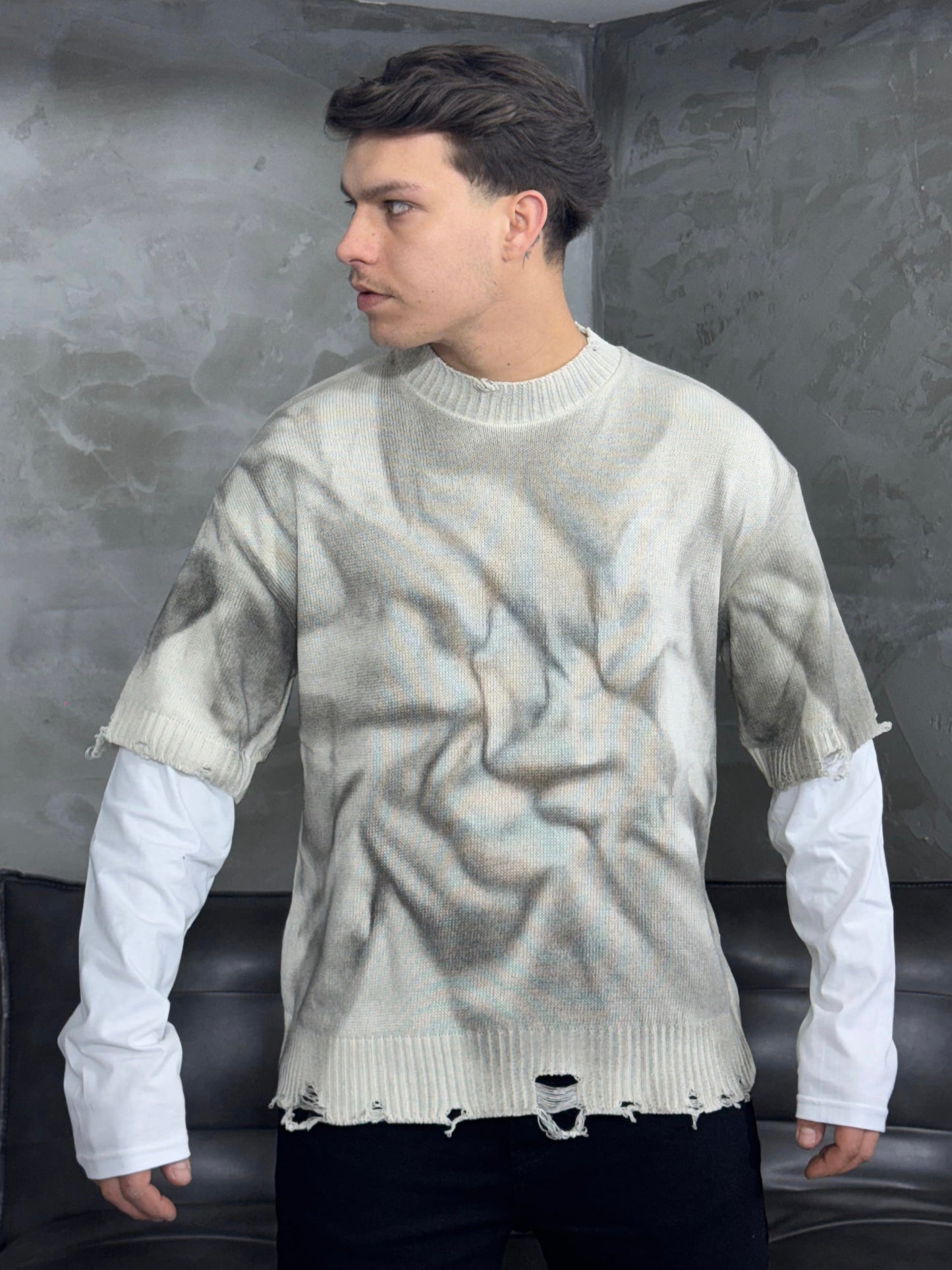 LONGSLEEV SHADED BEIGE SWEATER