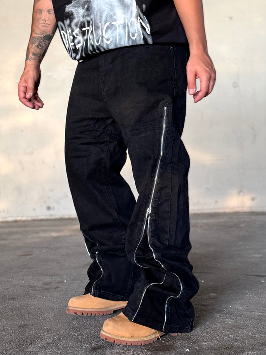 BAGGY FLARED BLACK
