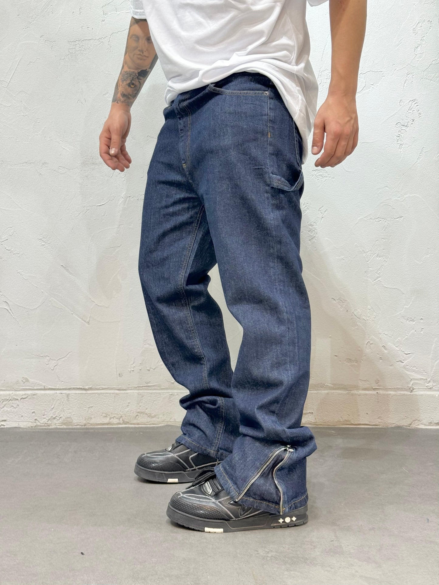 BAGGY FIT FINAL ZIP JEANS