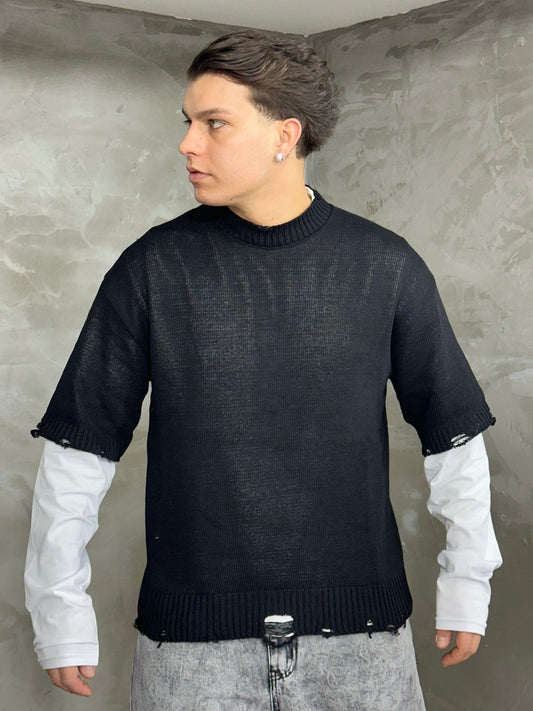 BASIC BLACK LONGSLEEVE SWEATER