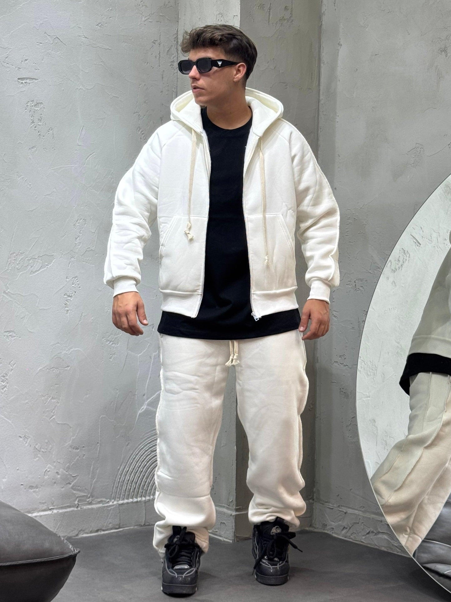 CONTRAST WHITE TRACKSUIT COORDINATE