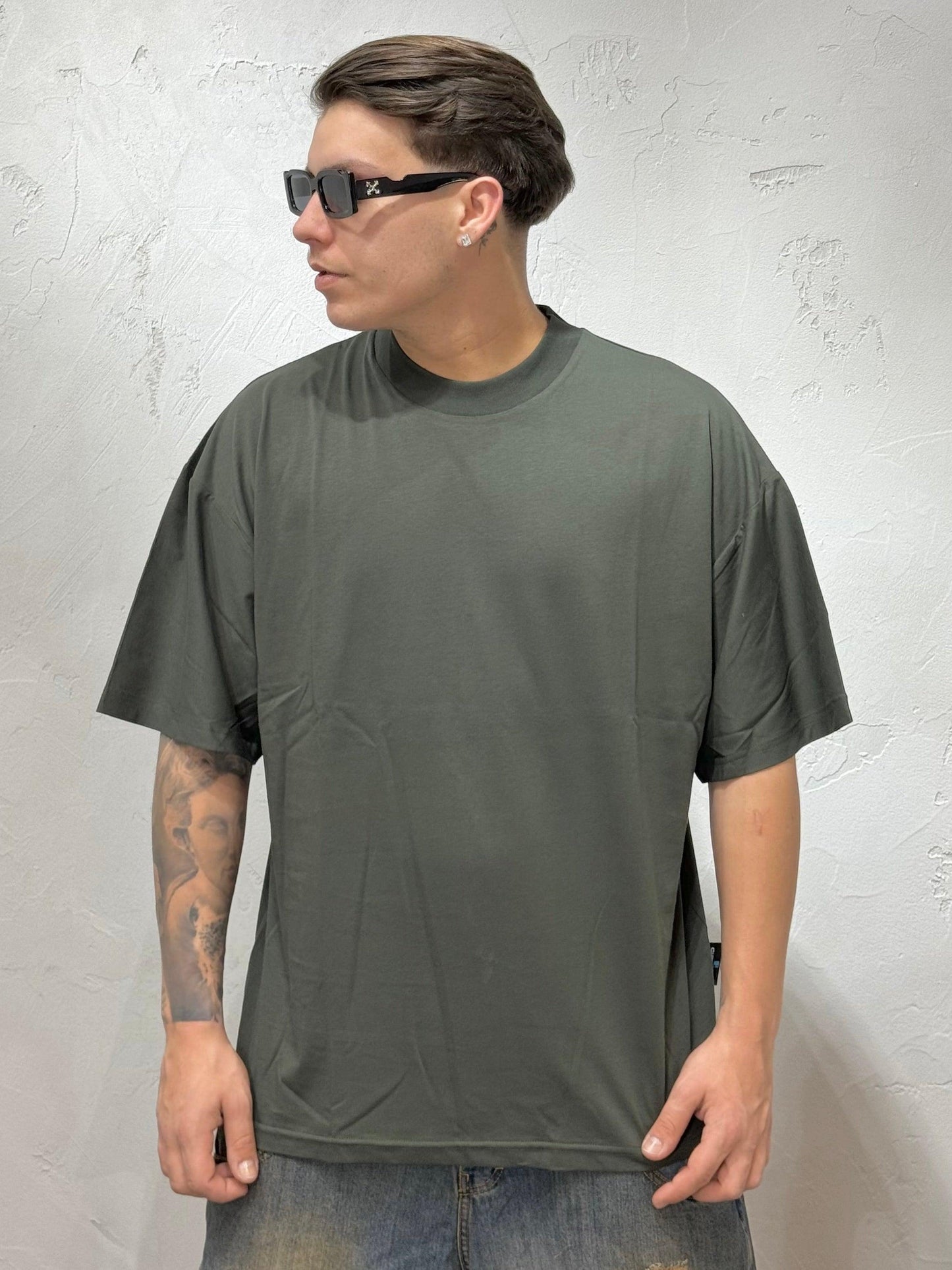 T-SHIRT PEACE VERDE MILITARE